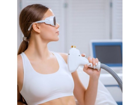 Abiejų žastų fotoepiliacija (70 impulsų), "OLD TOWN SPA" masažo ir grožio klinikoje Vilniuje